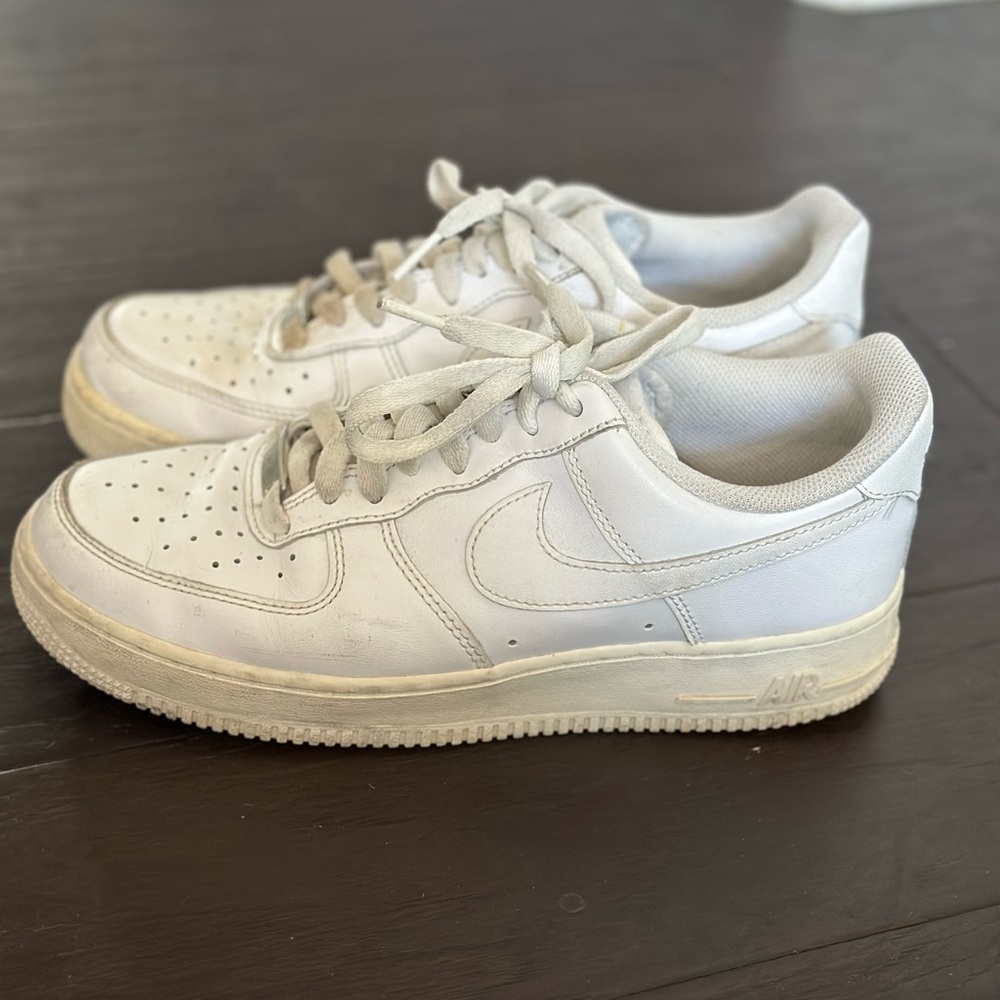 Nike Air Force 1 White Sneakers